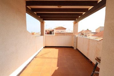 49114topfloorapartmentwithaprivatesolarium220