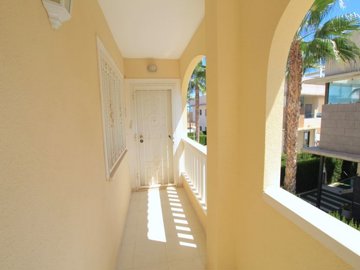49125amazingtopfloorapartmentprivatesolariump