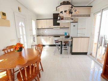 49131charming2bedroombungalowwithpoolandmount
