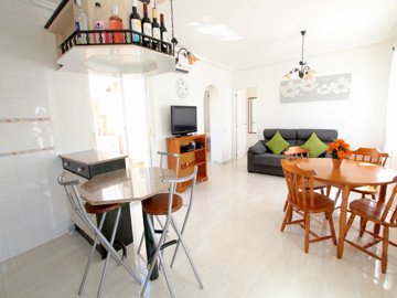 49131charming2bedroombungalowwithpoolandmount