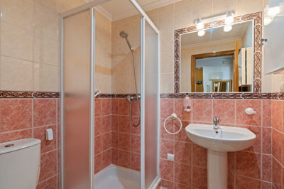 49136wellpresentedtwobedroomapartmentcoastals