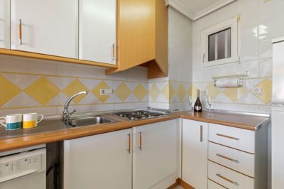 49135amazing2bedroomcoastalapartmentwithseavi