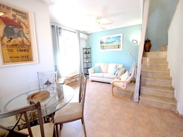 49139beautifullypresentedfamilyhomewithgreato