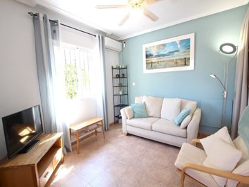49139beautifullypresentedfamilyhomewithgreato