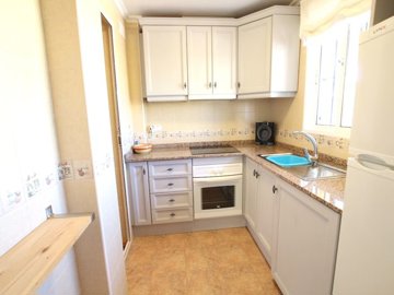 49139beautifullypresentedfamilyhomewithgreato