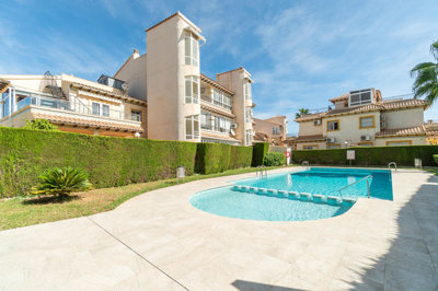 49138wonderful2bedroomapartmentwithaprivateso