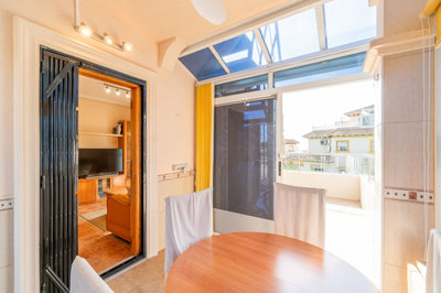 49138wonderful2bedroomapartmentwithaprivateso