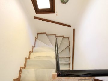 49141charming2bedroomtownhouseintheheartoflaz