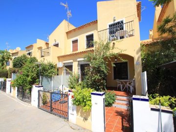 49141charming2bedroomtownhouseintheheartoflaz