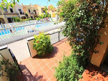 49141charming2bedroomtownhouseintheheartoflaz