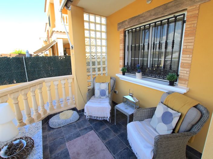 Image No.2-3 Bed Villa for sale