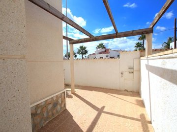 49158spacious3bedroomvillaona213sqmcornerplot