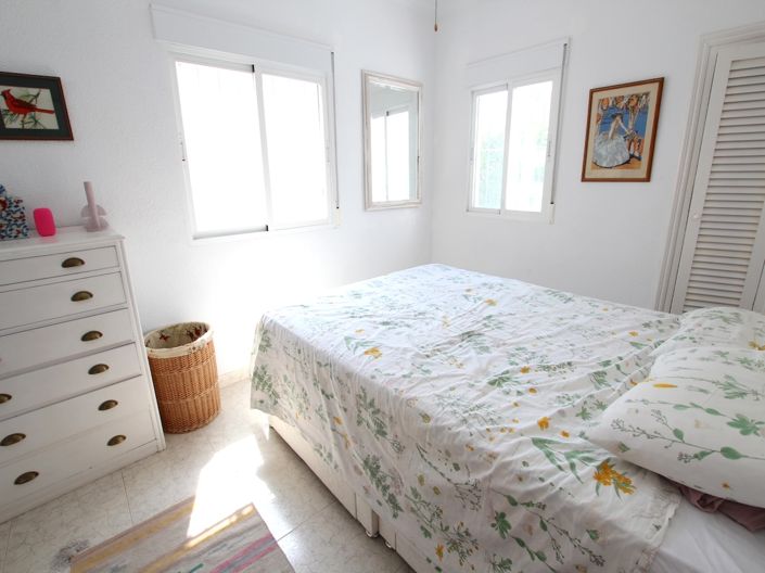 Image No.17-5 Bed Villa for sale