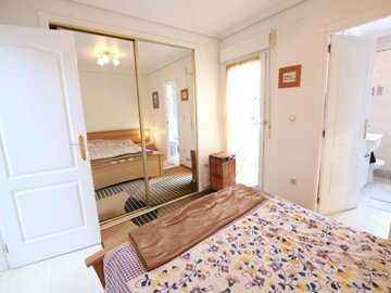 49165exceptionallyspacioustownhousewithaninte