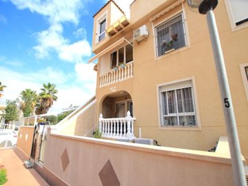 49163delightful2bedroomgroundfloorapartmentce
