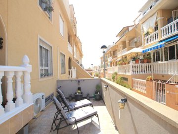 49163delightful2bedroomgroundfloorapartmentce