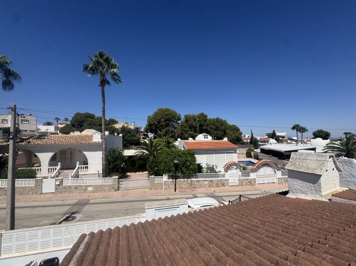 Image No.4-2 Bed Villa for sale