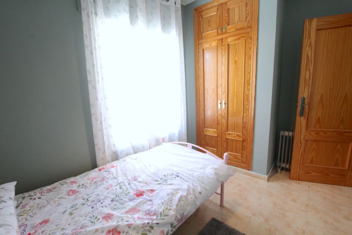 Image No.25-3 Bed Villa for sale