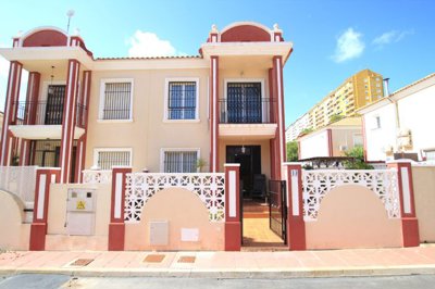49173stylish3bedsemidetachedvillawalkingdista