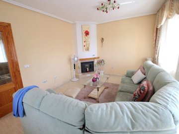 49172spaciouscornertownhouseinlospalaciosform