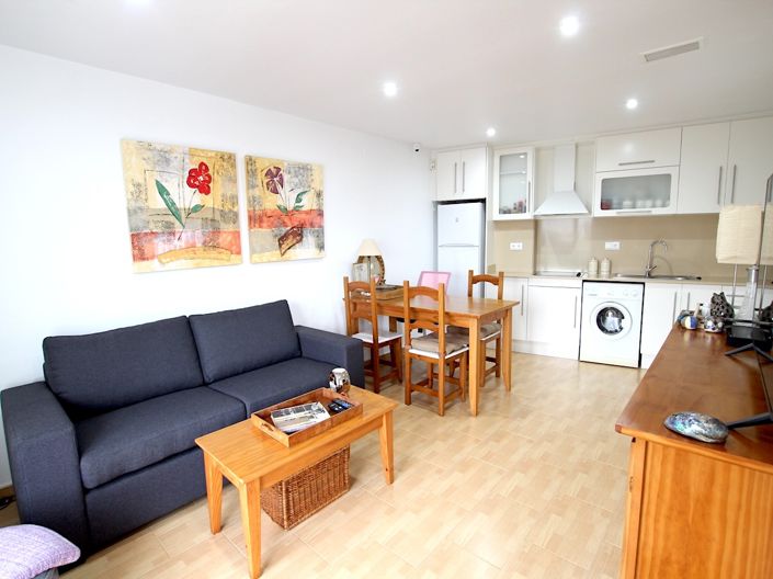 Image No.1-2 Bed Apartment for sale