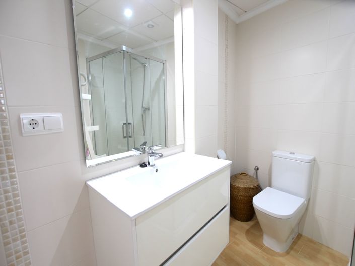 Image No.16-2 Bed Apartment for sale