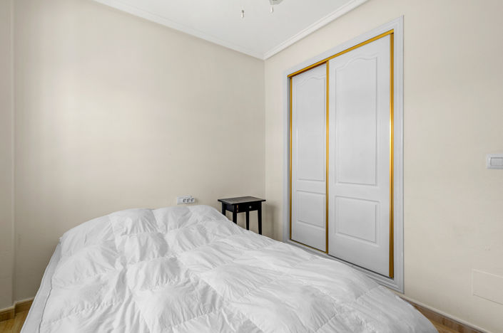 Image No.12-3 Bed Apartment for sale