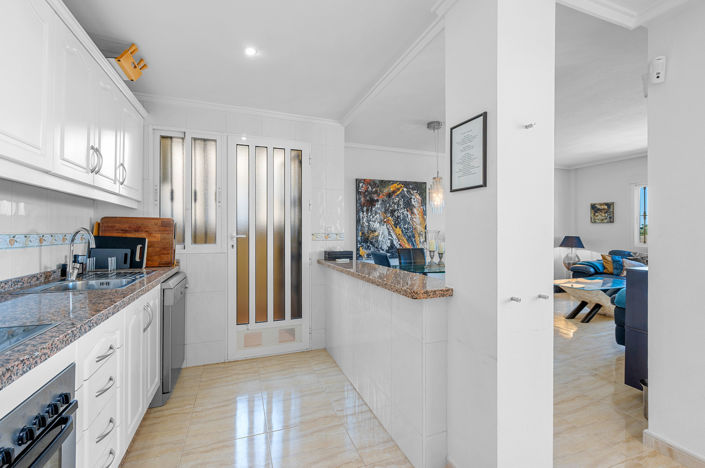 Image No.6-3 Bed Apartment for sale