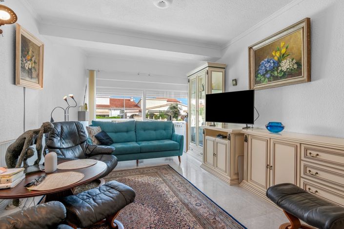 Image No.7-4 Bed Villa for sale