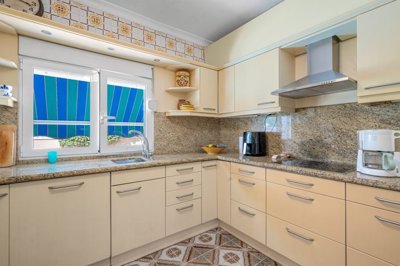 49184largesemidetachedpropertyclosetopuntapri