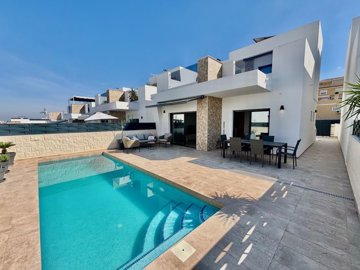49181contemporary23bedroomvillawithprivatepoo