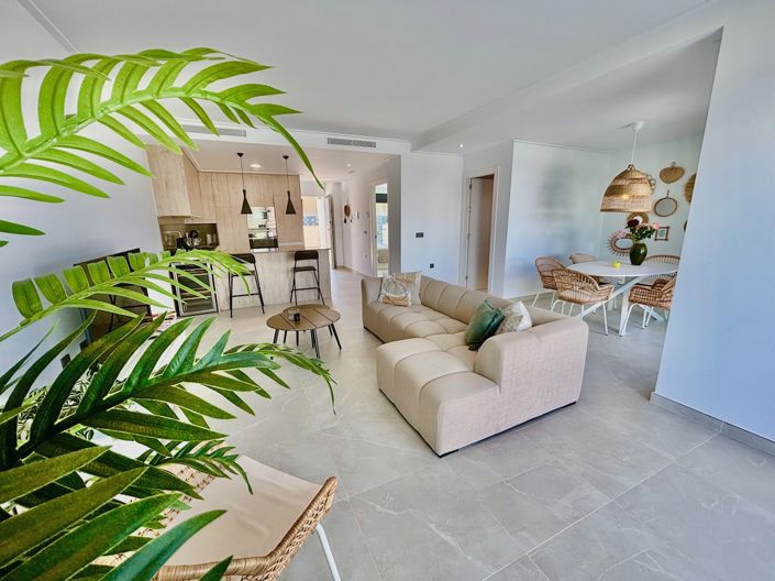 Image No.6-2 Bed Villa for sale