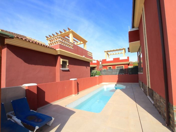 Image No.10-6 Bed Villa for sale