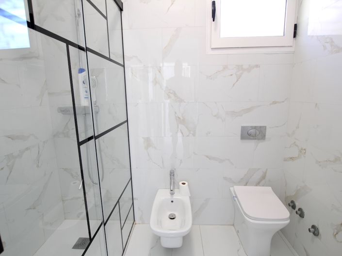 Image No.22-6 Bed Villa for sale