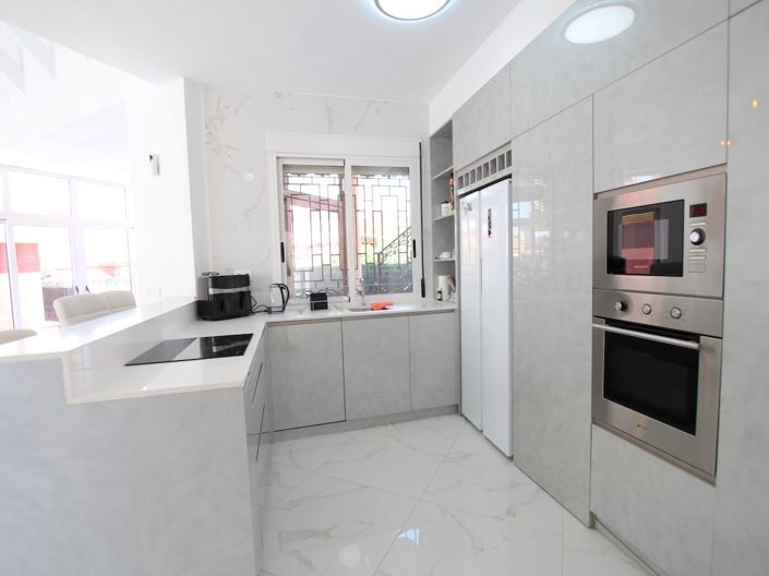 Image No.5-6 Bed Villa for sale