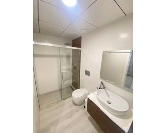 49188lightmodernandspaciuosgroundfloorapartme