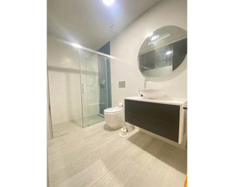 49188lightmodernandspaciuosgroundfloorapartme