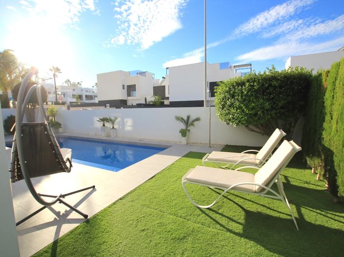 Image No.8-Villa de 2 chambres à vendre à Benijofar