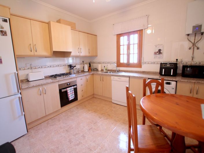 Image No.19-4 Bed Villa for sale