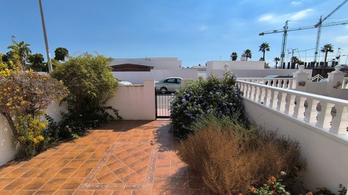 Image No.28-3 Bed Townhouse for sale