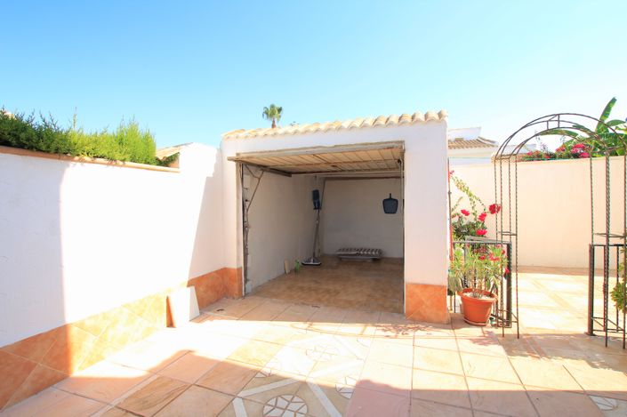 Image No.10-4 Bed Villa for sale