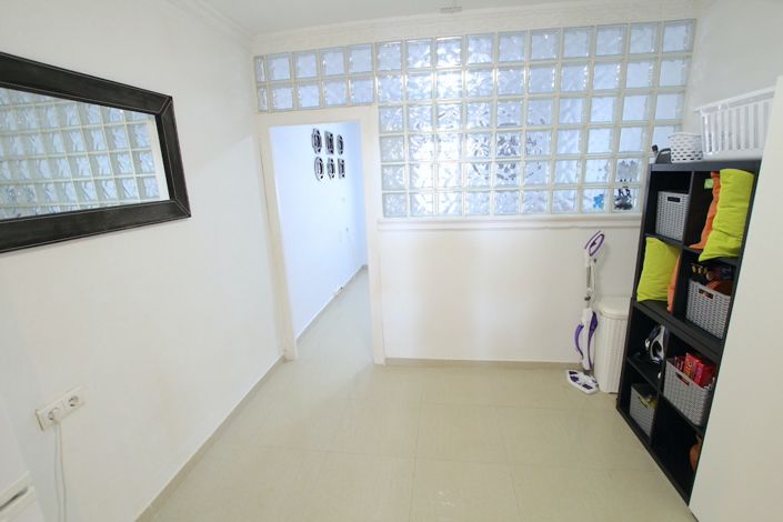 Image No.22-4 Bed Villa for sale