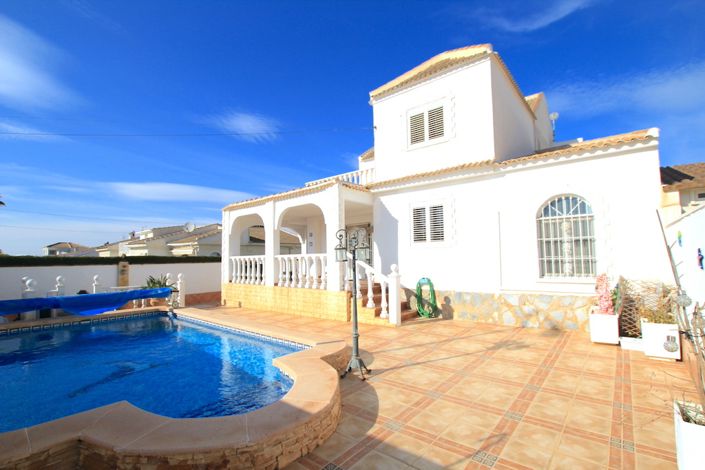 Image No.7-4 Bed Villa for sale