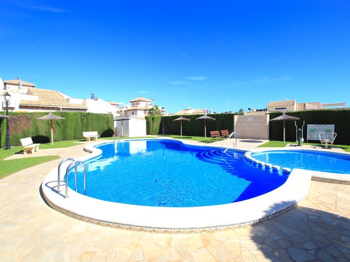 Image No.5-Maison de ville de 2 chambres à vendre à Cabo Roig