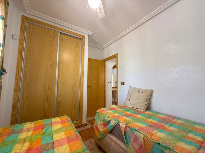 Image No.16-2 Bed Townhouse for sale