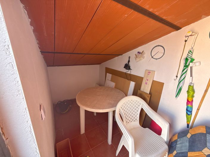 Image No.18-2 Bed Townhouse for sale