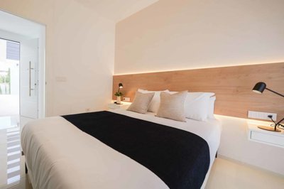 49215stunningdetachedhomewith3beds2bathsinciu