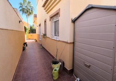 49221charming3bedroomdetachedvillainlomarabu1