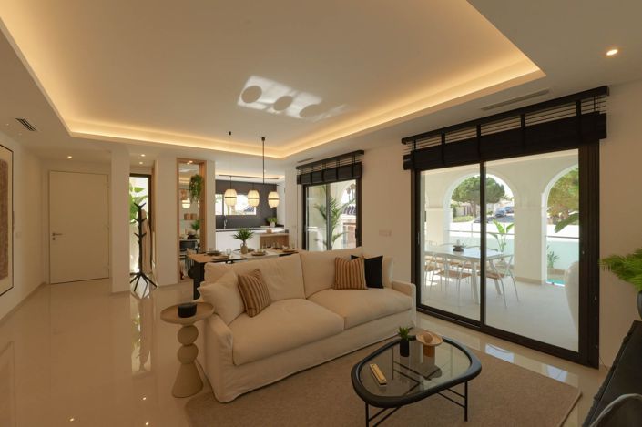 Image No.2-3 Bed Villa for sale