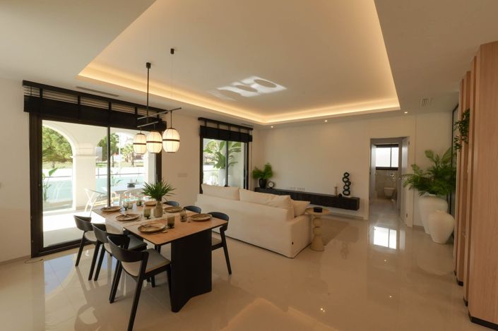 Image No.6-3 Bed Villa for sale